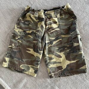 Unionbay Camo Cargo Shorts Size 7 Green Streetwear Utility
